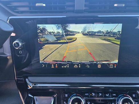 New 2026 GMC Sierra 2500 AT4 w/ AT4 Premium Plus Package AWD/4WD image 12