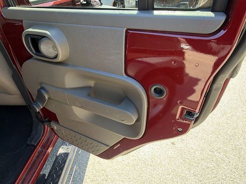 Used 2007 Jeep Wrangler X image 20