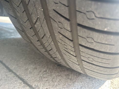 Used 2022 Tesla Model Y Performance image 12