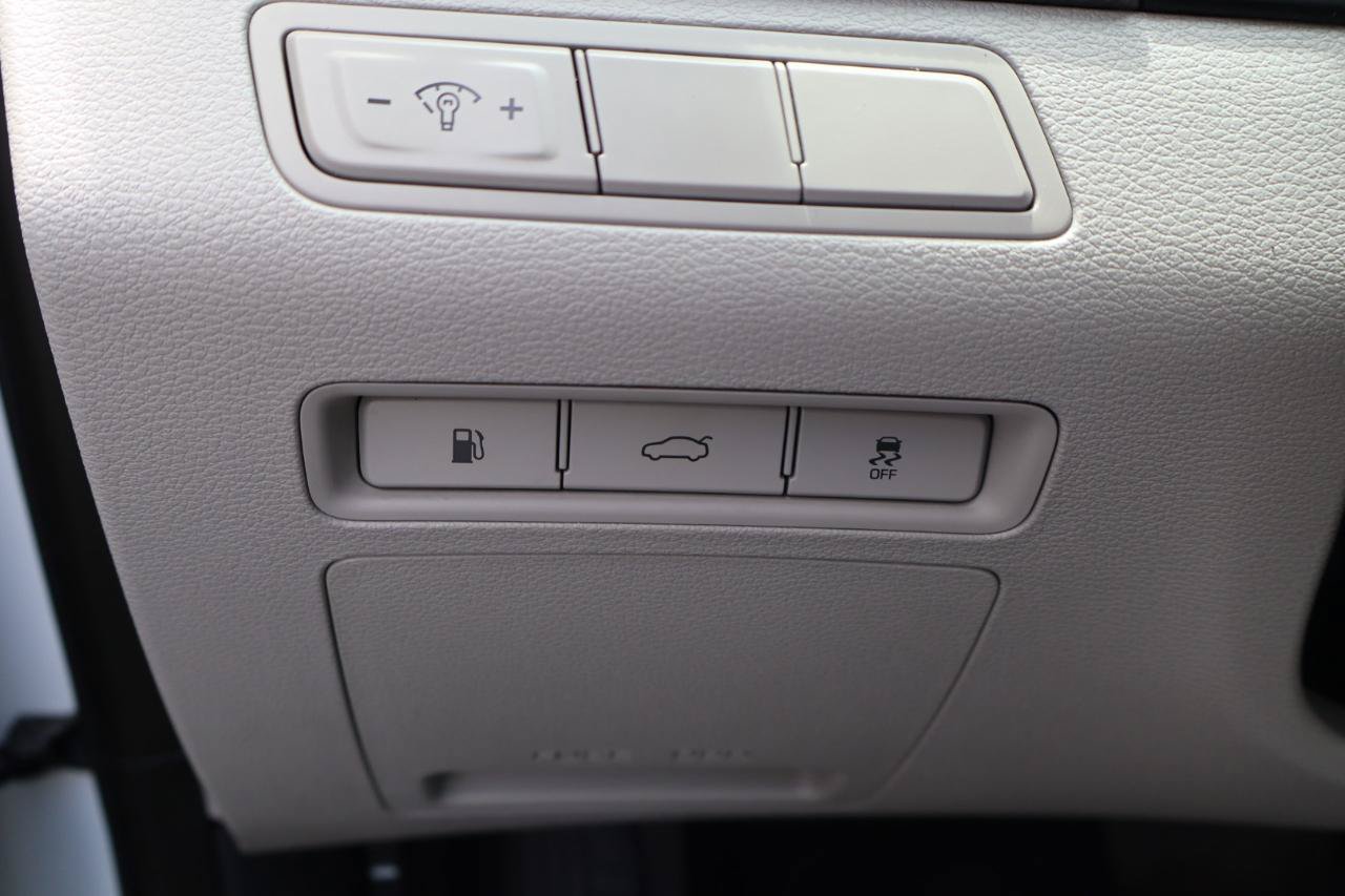 Used 2016 Hyundai Sonata SE FWD image 22