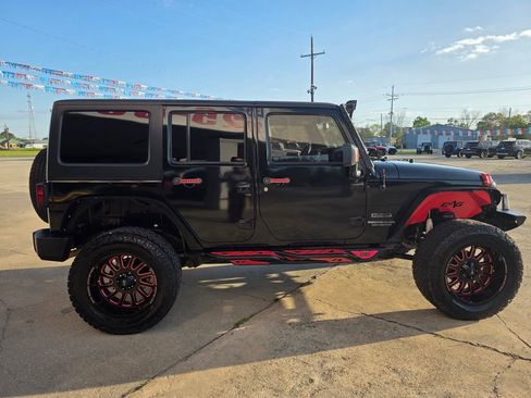 Used 2016 Jeep Wrangler Unlimited Sport w/ Quick Order Package 24S image 8