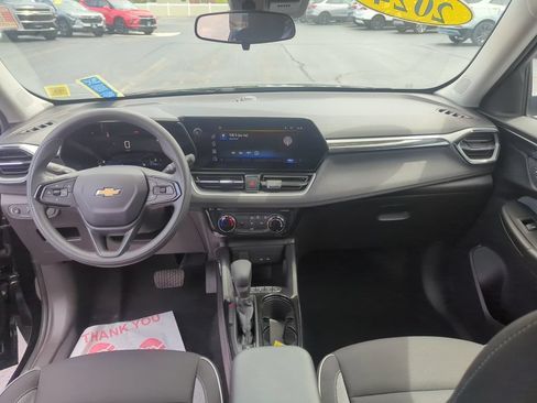 Certified 2024 Chevrolet TrailBlazer LT FWD image 26