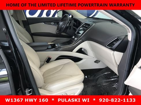 Used 2016 Lincoln MKX Reserve w/ Driver Assistance Package AWD/4WD image 5