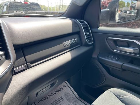 Used 2022 RAM 1500 Big Horn AWD/4WD image 25