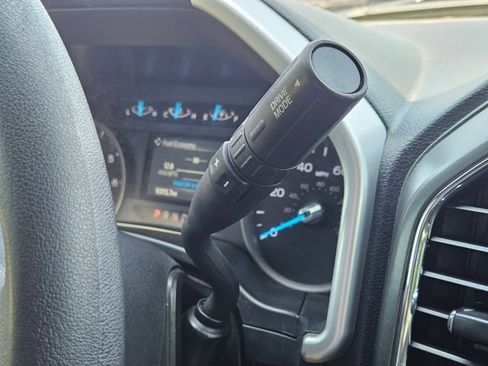 Used 2021 Ford F250 XL w/ STX Appearance Package AWD/4WD image 12