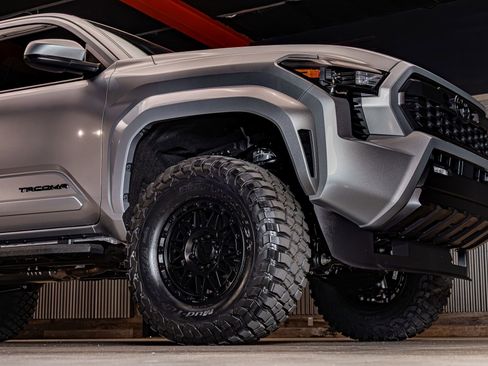 Used 2026 Toyota Tacoma TRD Sport image 12