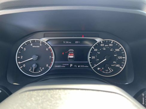Used 2025 Nissan Rogue S FWD image 21