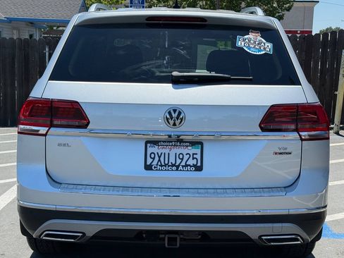 Used 2018 Volkswagen Atlas SEL Premium AWD/4WD image 4