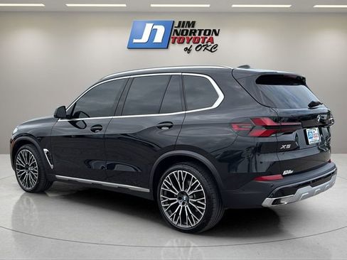 Used 2024 BMW X5 xDrive40i w/ Premium Package image 7