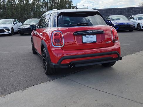 Used 2024 MINI Cooper 4-Door Hardtop FWD image 2