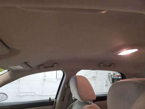 Used 2011 Chevrolet Impala LT image 23