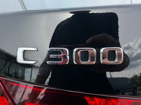 Used 2023 Mercedes-Benz C 300 4MATIC Sedan image 6
