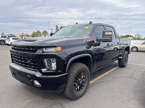 Used 2023 Chevrolet Silverado 2500 LTZ w/ LTZ Plus Package image 5