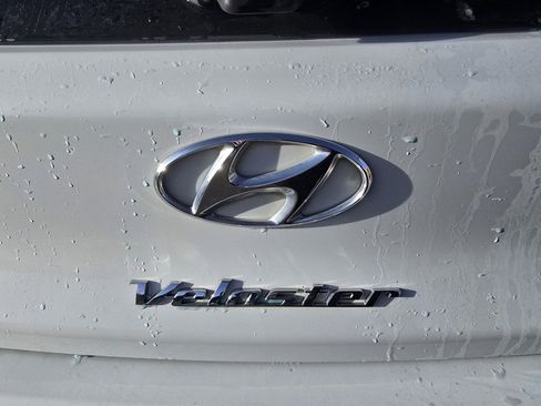 Used 2020 Hyundai Veloster Turbo image 30