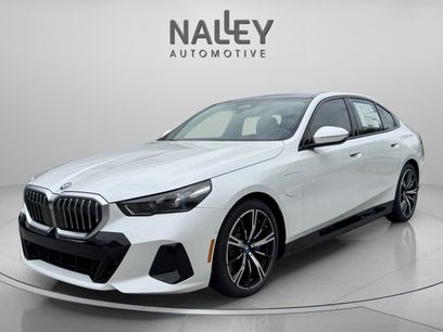 Used 2025 BMW 550e xDrive w/ Premium Package