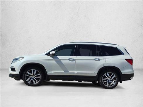 Used 2016 Honda Pilot Elite image 6
