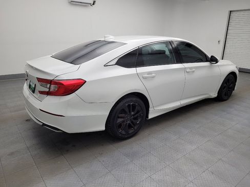 Used 2019 Honda Accord LX image 10