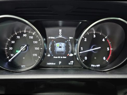Used 2017 Land Rover Range Rover Sport SE AWD/4WD image 17