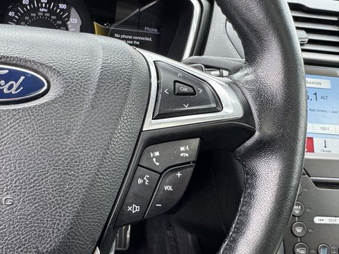 Used 2017 Ford Fusion Titanium image 31