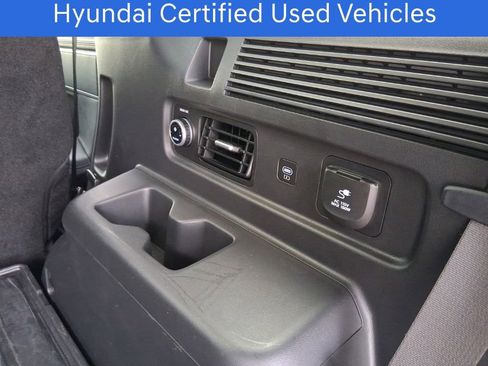 Used 2025 Hyundai Santa Fe Limited image 18
