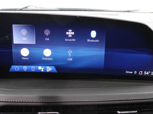 Used 2024 Cadillac XT4 Premium Luxury image 47