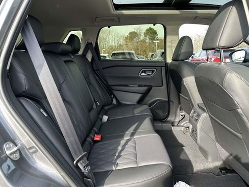 New 2026 Nissan Rogue Platinum w/ Platinum Premium Package image 11