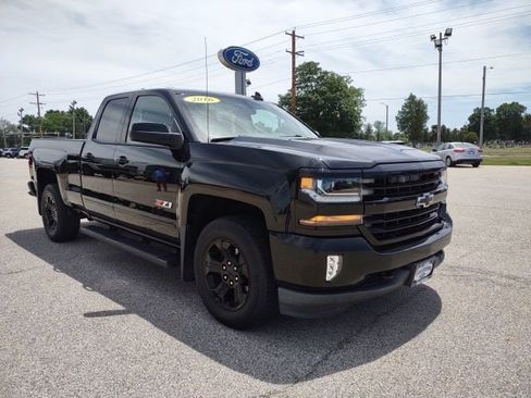 Used 2016 Chevrolet Silverado 1500 LT w/ Midnight Edition AWD/4WD image 9