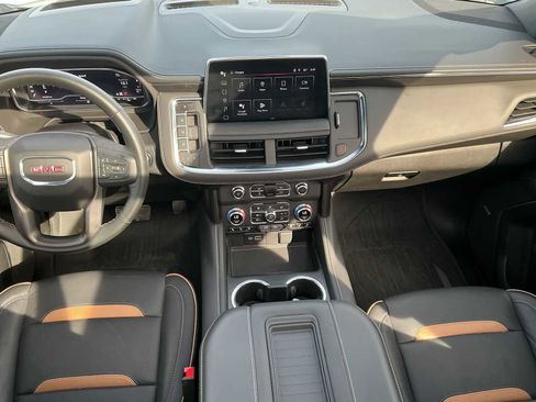 Used 2024 GMC Yukon AT4 w/ AT4 Premium Package image 7