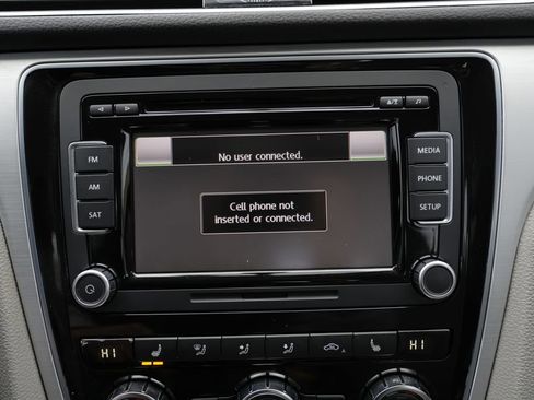 Used 2012 Volkswagen Passat 2.5 SE image 56