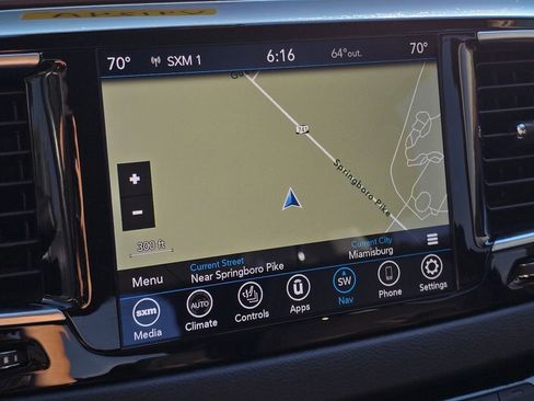 Used 2019 Chrysler Pacifica Touring-L Plus w/ Advanced Safetytec Group FWD image 3