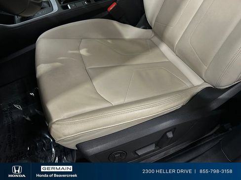 Used 2022 Audi Q3 2.0T Premium AWD/4WD image 19