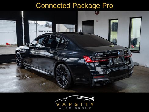 Used 2021 BMW 750i xDrive w/ Executive Package image 6