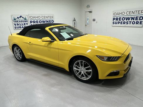 Used 2016 Ford Mustang Convertible w/ Equipment Group 051A RWD image 2