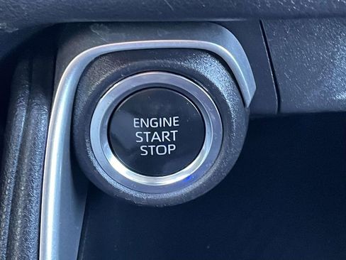 Used 2025 Toyota Grand Highlander AWD image 35