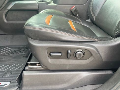 Used 2021 GMC Sierra 1500 AT4 w/ Off-Road Performance Package image 11