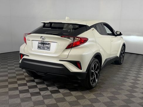 Used 2021 Toyota C-HR XLE FWD image 8