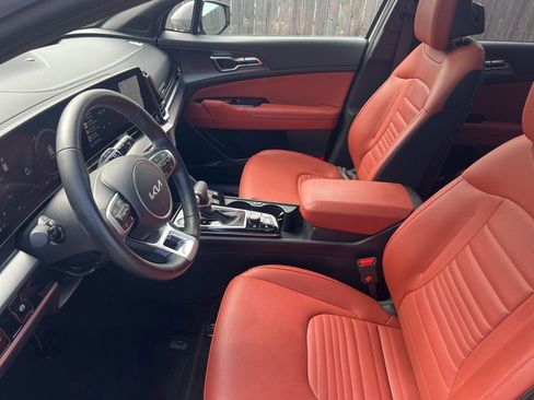 Certified 2024 Kia Sportage SX AWD/4WD image 3