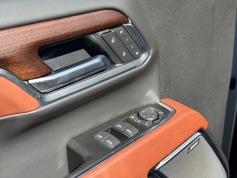 New 2026 GMC Sierra 2500 Denali Ultimate image 18