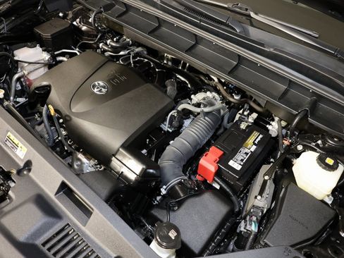Used 2021 Toyota Highlander Platinum image 37