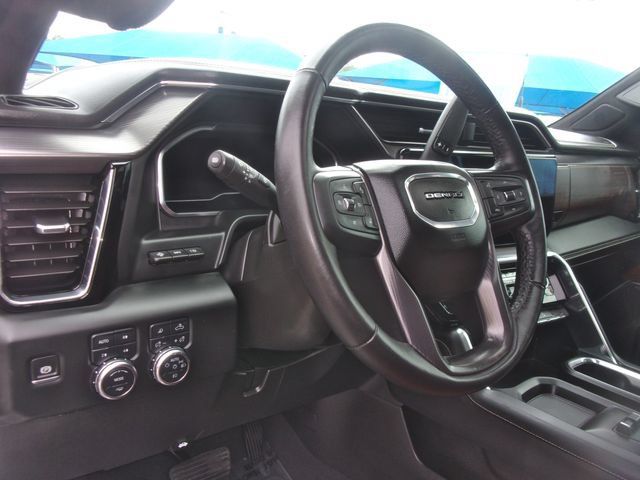 Used 2024 GMC Sierra 2500 Denali Ultimate AWD/4WD image 31