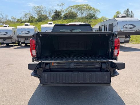Used 2024 GMC Sierra 1500 Elevation w/ X31 Off-Road Package AWD/4WD image 14