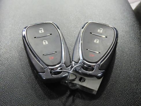 Used 2024 Chevrolet Equinox LS FWD image 17