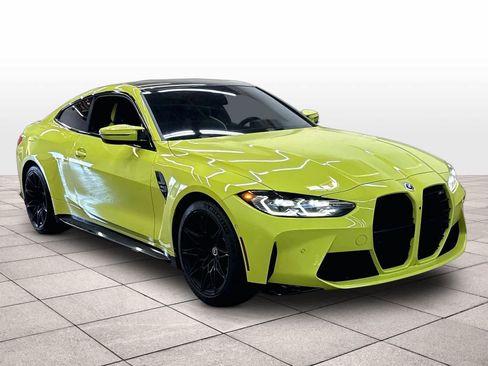 Used 2023 BMW M4 Coupe w/ Executive Package RWD image 2