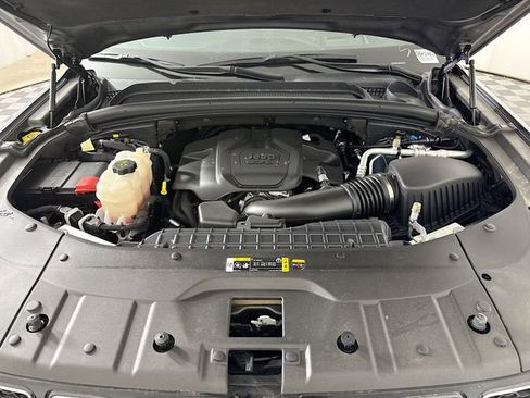 Used 2024 Jeep Grand Cherokee L Overland w/ Advanced Protech Group III image 31