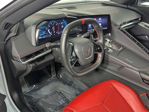 Used 2020 Chevrolet Corvette Stingray Convertible w/ Battery Protection Package RWD image 11