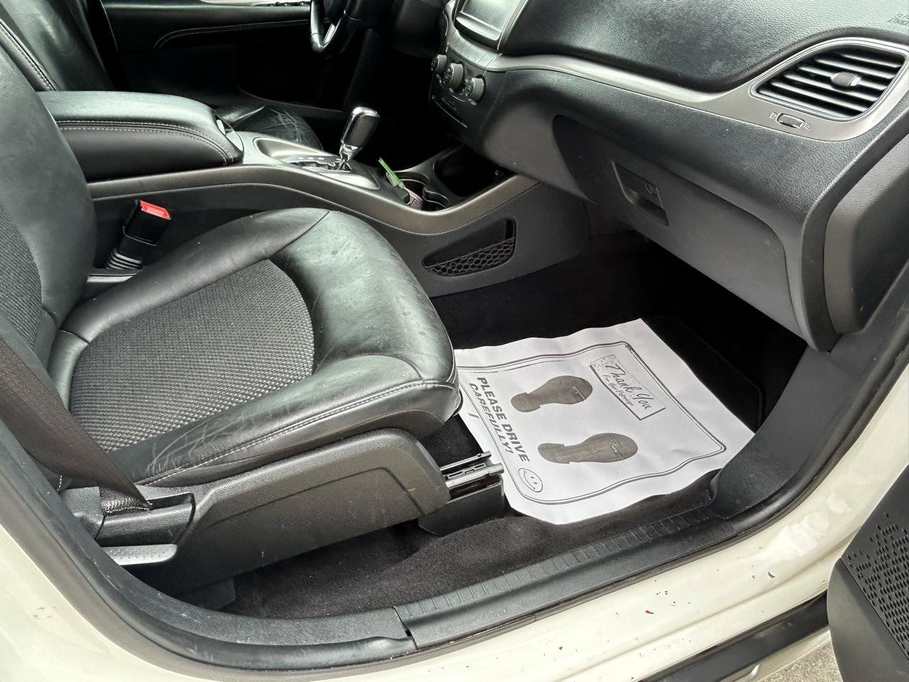 Used 2019 Dodge Journey Crossroad FWD image 12