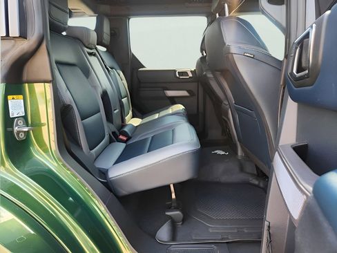 Used 2023 Ford Bronco Outer Banks image 12