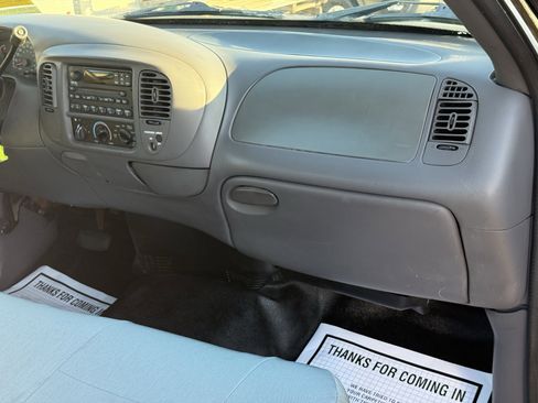 Used 2002 Ford F150 XL image 15