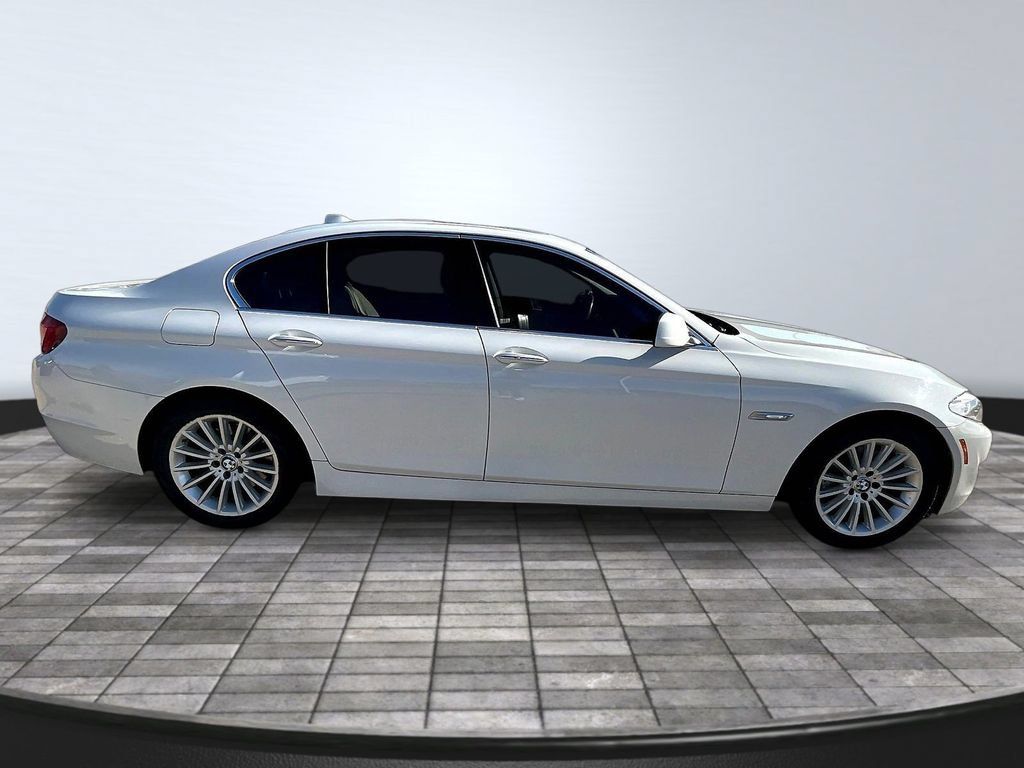Used 2013 BMW 535i Sedan RWD image 8