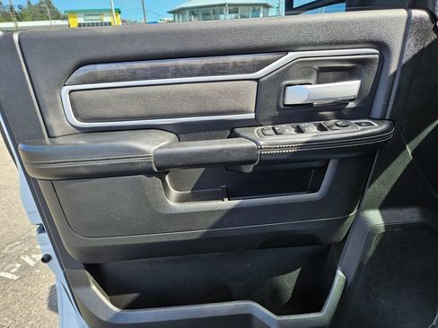 Used 2024 RAM 3500 SLT w/ Quick Order Package 2YG SLT AWD/4WD image 28